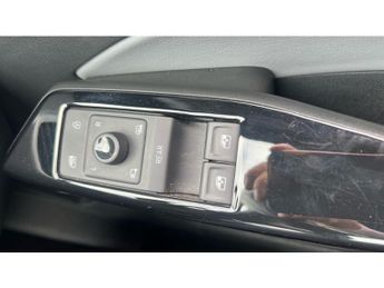 Volkswagen ID.3 150kW Family Pro Performance 58kWh 5dr Auto Electric Hatchback