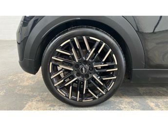 MINI Cooper 2.0 S Exclusive 3dr Auto Petrol Hatchback
