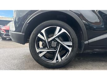 Toyota C-HR 1.8 Hybrid Design 5dr CVT Hybrid Hatchback