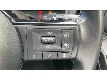 Nissan Qashqai 1.5 E-Power N-Connecta [Glass Roof] 5dr Auto Hybrid Hatchback