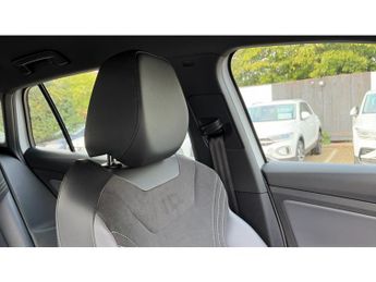 Volkswagen ID.4 125kW Life Ed Pure Perf 52kWh 5dr Auto [110kW Ch] Electric Estat