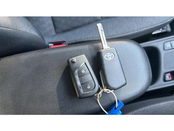 Toyota Yaris 1.5 Hybrid Design 5dr CVT Hybrid Hatchback
