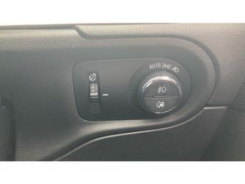 Vauxhall Grandland 1.6 Hybrid Elite 5dr Auto Hatchback