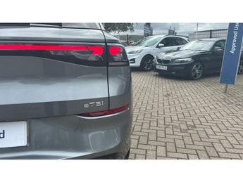 Volkswagen T-Roc 1.5 eTSI 150 R-Line 5dr DSG Petrol Hatchback