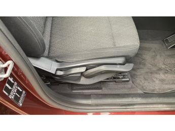 BMW 2 Series 220i MHT Sport 5dr DCT Petrol Hatchback