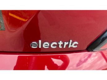 Hyundai KONA 100kW Premium 39kWh 5dr Auto Electric Hatchback