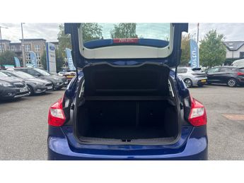 Ford Focus 1.6 125 Zetec 5dr Powershift Petrol Hatchback