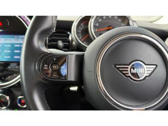 MINI Hatchback 1.5 Cooper Classic 3dr Auto [Comfort Pack] Petrol Hatchback