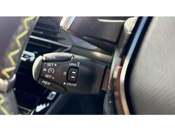 Peugeot 208 1.2 Hybrid 136 GT 5dr e-DSC6 Petrol Hatchback