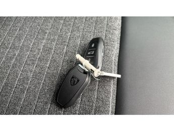 Peugeot 3008 1.2 Hybrid 136 Allure 5dr e-DSC6 Petrol Estate