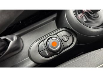 MINI Hatchback 2.0 Cooper S Sport II 3dr Auto Petrol Hatchback