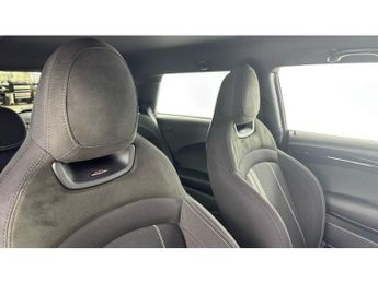 MINI Hatchback 2.0 Cooper S Sport II 3dr Auto Petrol Hatchback