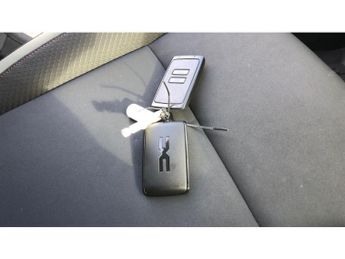 Dacia Duster 1.6 Hybrid 140 Extreme 5dr Auto Hybrid Estate