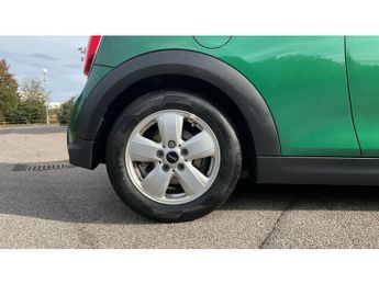 MINI Cooper 1.5 C Classic 3dr Auto Petrol Hatchback