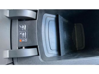 Vauxhall Grandland 1.5 Turbo D Ultimate 5dr Auto Diesel Hatchback