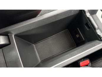 BMW 2 Series 218i Sport 4dr DCT Petrol Saloon