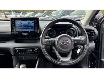 Toyota Yaris 1.5 Hybrid Design 5dr CVT Hybrid Hatchback