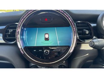 MINI Hatchback 1.5 Cooper Classic 5dr Auto Petrol Hatchback