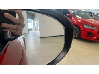 Toyota C-HR 1.8 Hybrid Design 5dr CVT Hybrid Hatchback