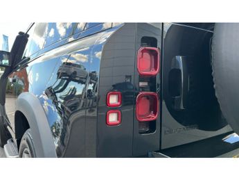 Land Rover Defender 3.0 D250 X-Dynamic HSE 90 3dr Auto Diesel Estate