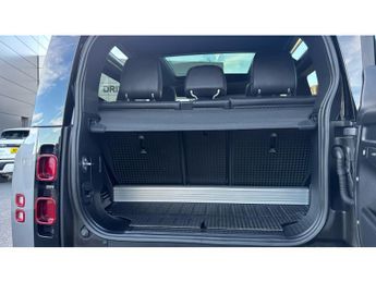 Land Rover Defender 3.0 D250 X-Dynamic SE 90 3dr Auto Diesel Estate