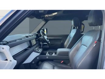 Land Rover Defender 3.0 D250 X-Dynamic SE 90 3dr Auto Diesel Estate