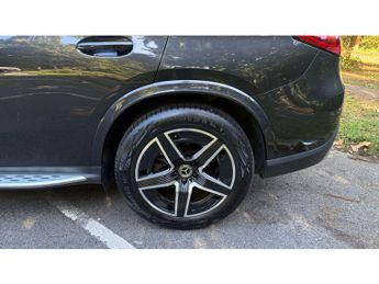 Mercedes-Benz GLC 300 4Matic AMG Line 5dr 9G-Tronic Petrol Estate