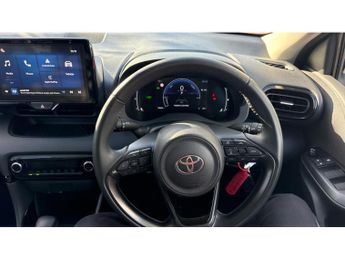 Toyota Yaris 1.5 Hybrid Design 5dr CVT Hybrid Hatchback