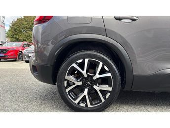 Citroen C5 Aircross 1.6 Plug-in Hybrid 225 Shine Plus 5dr e-EAT8 Hatchback