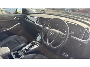 Vauxhall Grandland 1.5 Turbo D Ultimate 5dr Auto Diesel Hatchback
