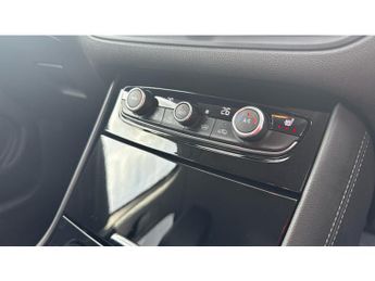 Vauxhall Grandland 1.5 Turbo D Ultimate 5dr Auto Diesel Hatchback
