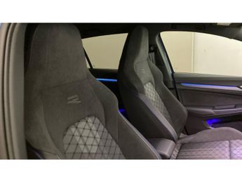Volkswagen Golf 2.0 TDI 150 R-Line 5dr DSG Diesel Hatchback