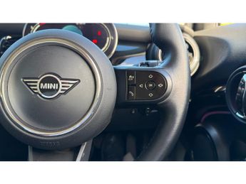 MINI Hatchback 1.5 Cooper Classic Premium 5dr Auto Petrol Hatchback