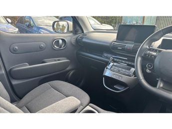 Hyundai INSTER 85kW 02 49kWh 5dr Auto Electric Hatchback