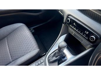 Toyota Yaris 1.5 Hybrid Design 5dr CVT Hybrid Hatchback