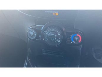 Ford Fiesta 1.25 82 Zetec 5dr Petrol Hatchback