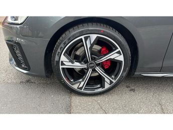 Audi A4 35 TFSI Black Edition 5dr S Tronic Petrol Estate