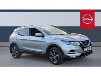 Nissan Qashqai 1.3 DiG-T N-Connecta 5dr [Glass Roof Pack] Petrol Hatchback