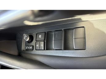 Toyota Corolla 1.8 Hybrid Design 5dr CVT Hybrid Hatchback