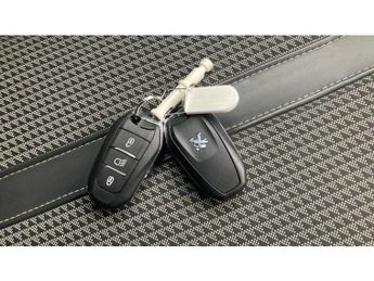 Peugeot 208 1.2 PureTech 100 GT Line 5dr EAT8 Petrol Hatchback