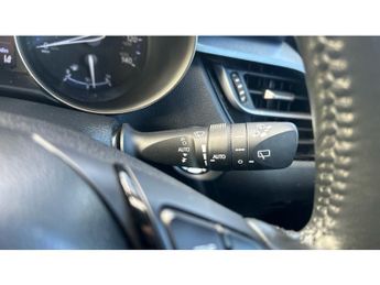 Toyota C-HR 1.8 Hybrid Design 5dr CVT Hybrid Hatchback