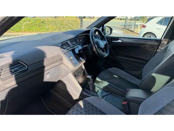 Volkswagen Tiguan 2.0 TDI R-Line 5dr DSG Diesel Estate