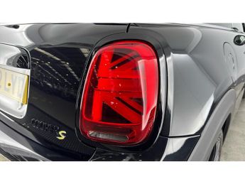 MINI Hatchback 135kW Cooper S Level 3 33kWh 3dr Auto Electric Hatchback
