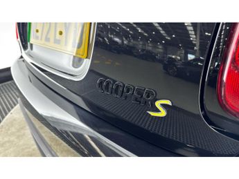 MINI Hatchback 135kW Cooper S Level 3 33kWh 3dr Auto Electric Hatchback