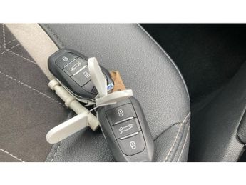 Vauxhall Mokka 100kW Ultimate 50kWh 5dr Auto Electric Hatchback