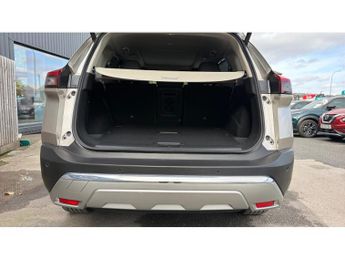 Nissan X-Trail 1.5 E-Power E-4orce 213 Tekna 5dr Auto Hybrid Station Wagon