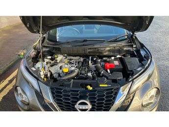 Nissan Juke 1.0 DiG-T 114 N-Connecta 5dr DCT Petrol Hatchback