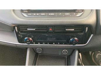 Nissan Qashqai 1.3 DiG-T MH 158 Acenta Premium 5dr Xtronic Petrol Hatchback