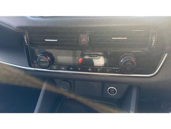 Nissan Qashqai 1.3 DiG-T MH 158 Acenta Premium 5dr Xtronic Petrol Hatchback