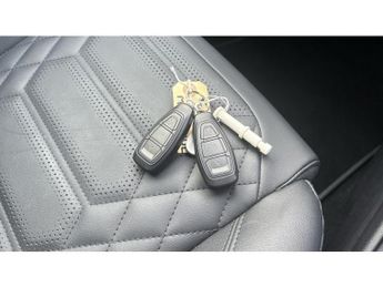 Ford Puma 1.0 EcoBoost Hybr mHEV 155 ST-Line Vignale 5dr DCT Petrol Hatchb